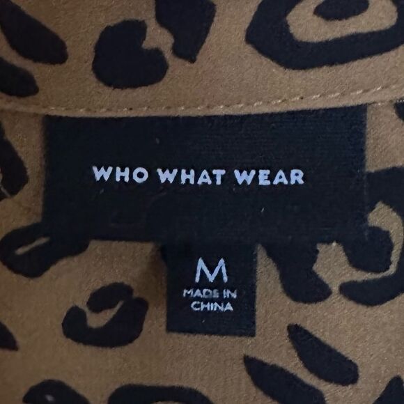 Who What Wear Women's Animal Print Long Sleeve Button Up Shirt Blouse Size M - Picture 7 of 7